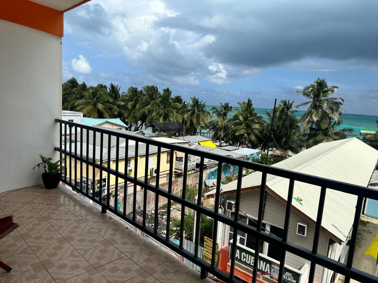 Enjoy Hotel เคย์คอล์กเกอร์ ภายนอก รูปภาพ